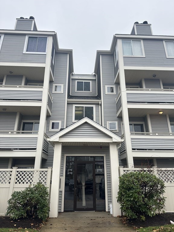 Photo 1 of 8 — 200 Falls Blvd E306, Quincy, MA 02169