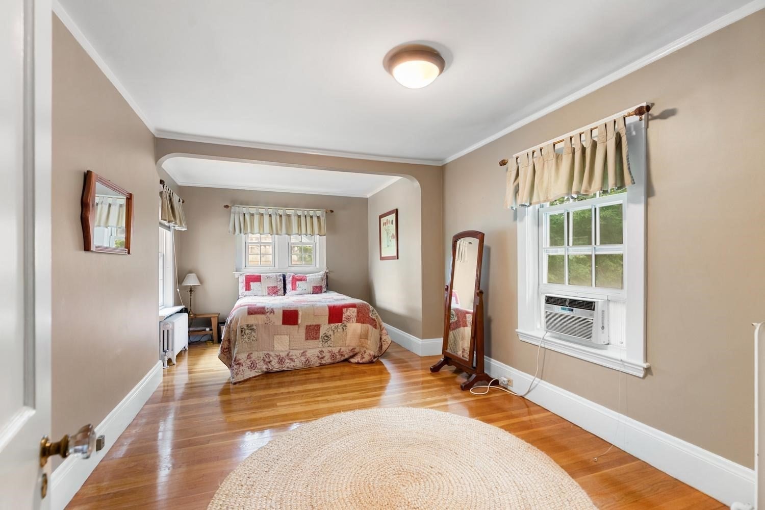 216 Bellevue Rd, Watertown, MA Photo #23