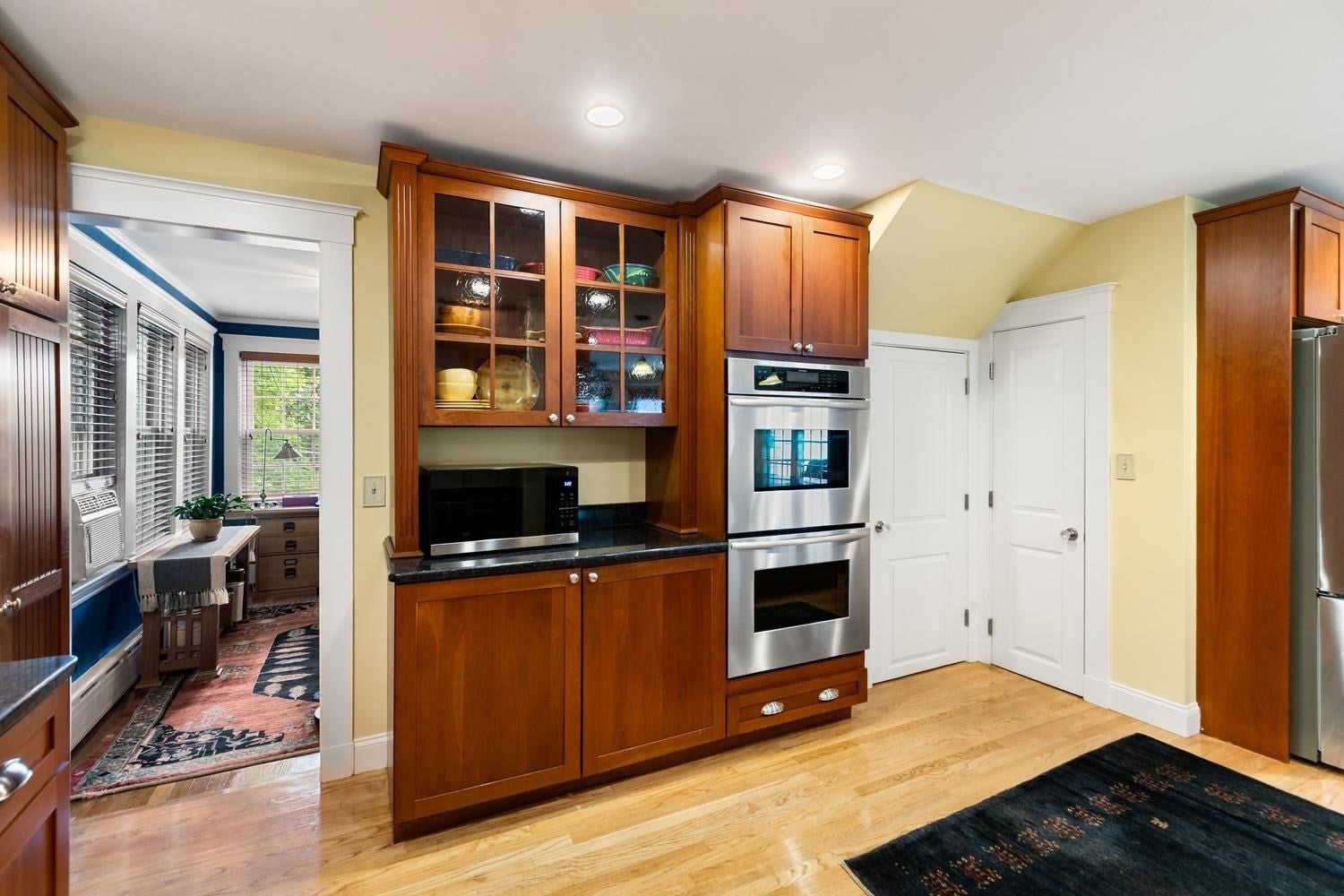 216 Bellevue Rd, Watertown, MA Photo #14