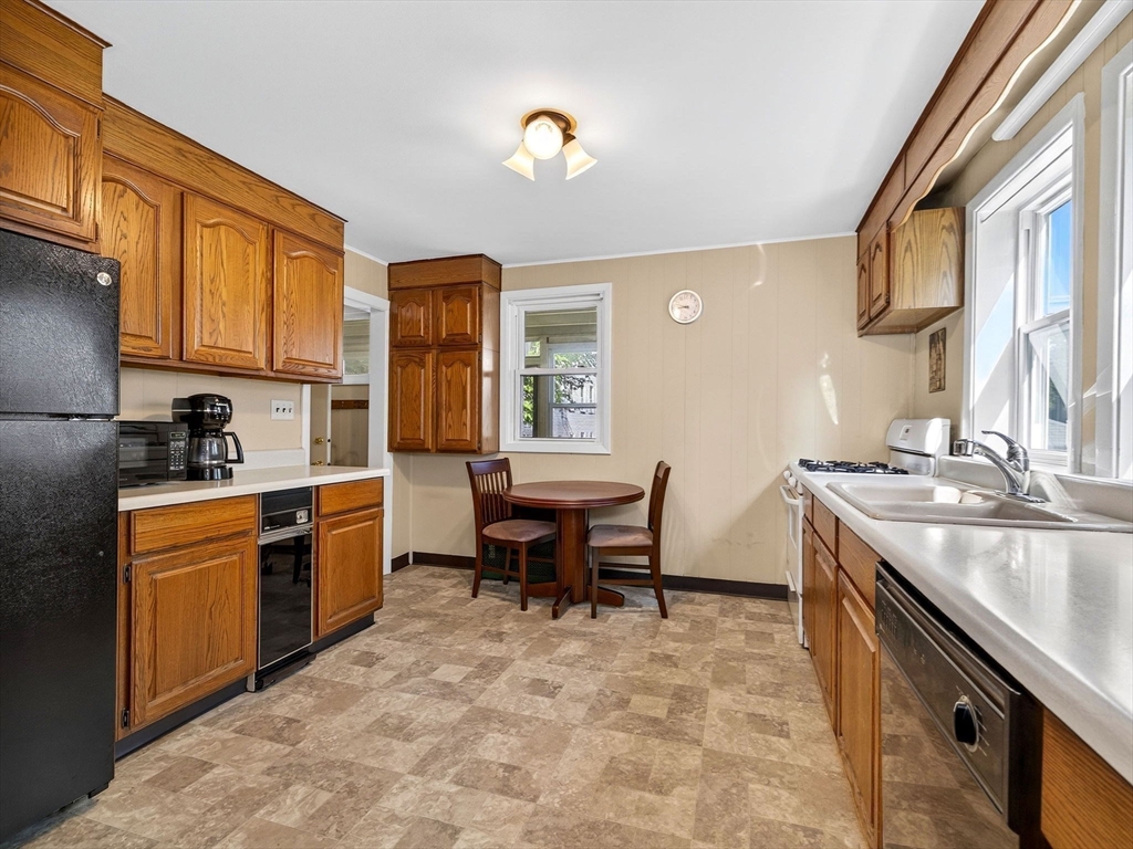 9 Farragut Ave 9