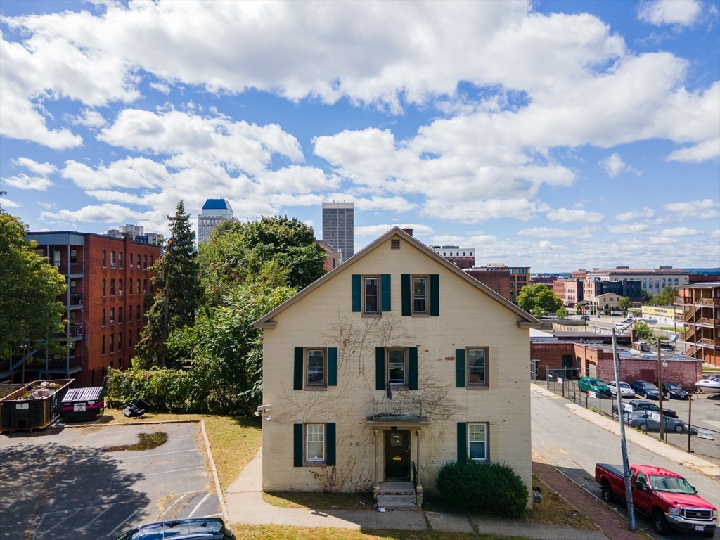 69 Winter St