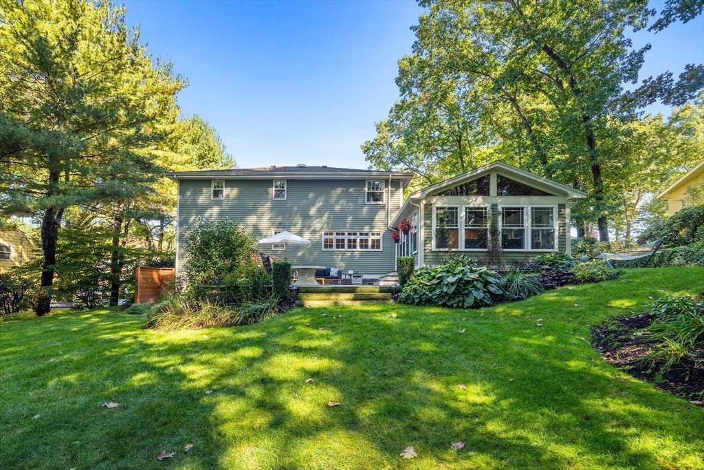 7 Bradley Road