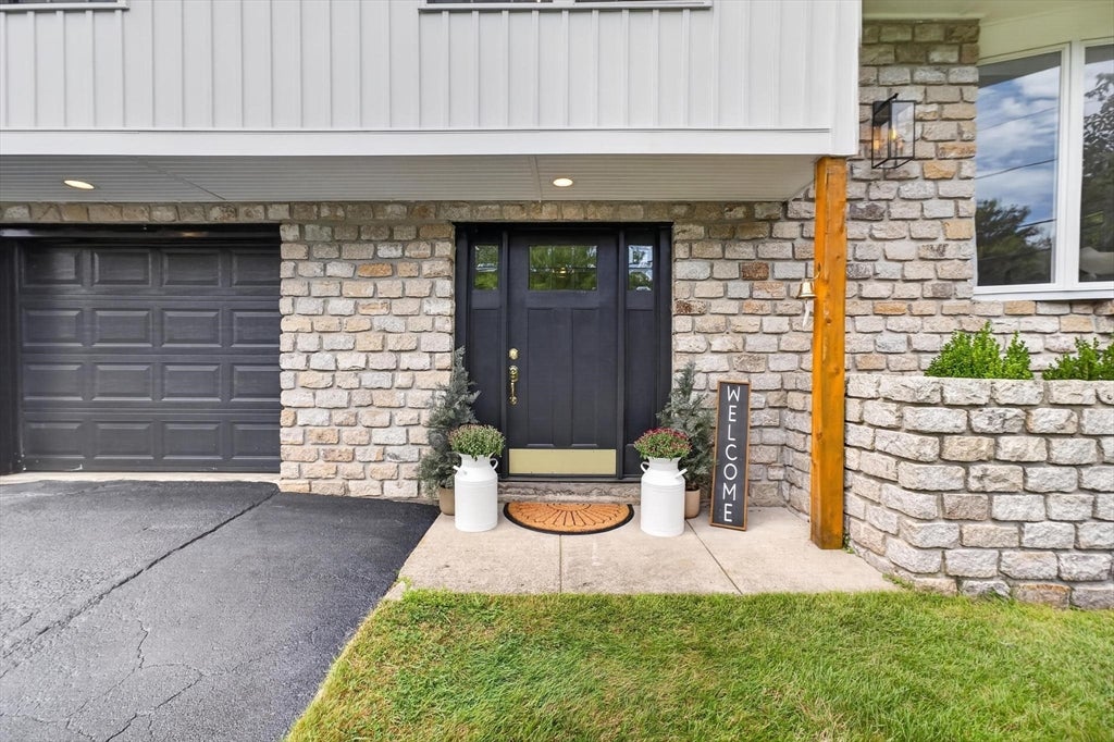 125 Alpha St, Dartmouth, MA, 125 Alpha St, Dartmouth, MA Photo #36