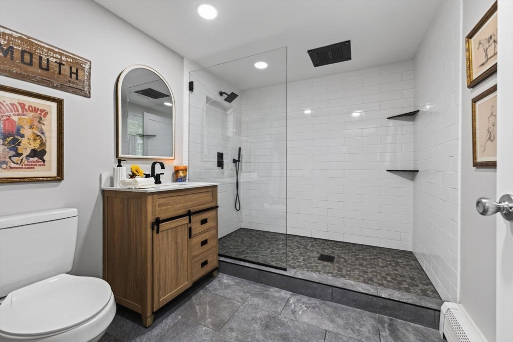 125 Alpha St, Dartmouth, MA, 125 Alpha St, Dartmouth, MA Photo #8