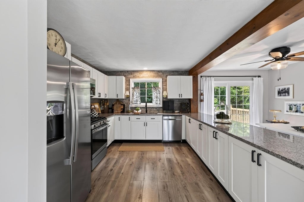 125 Alpha St, Dartmouth, MA, 125 Alpha St, Dartmouth, MA Photo #10