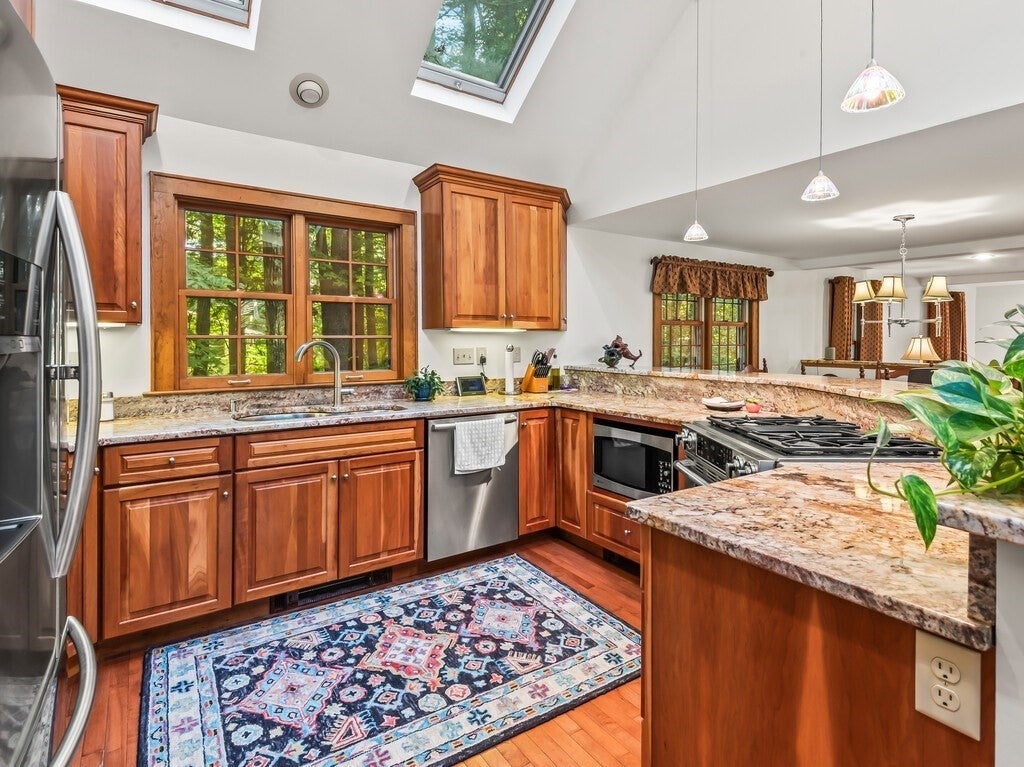 99 Coburn Rd, Berlin, MA Photo #12