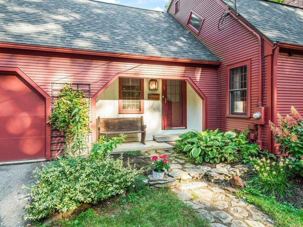 99 Coburn Rd, Berlin, MA Photo #3