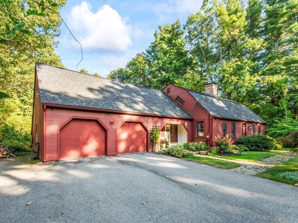 99 Coburn Rd, Berlin, MA Photo #2