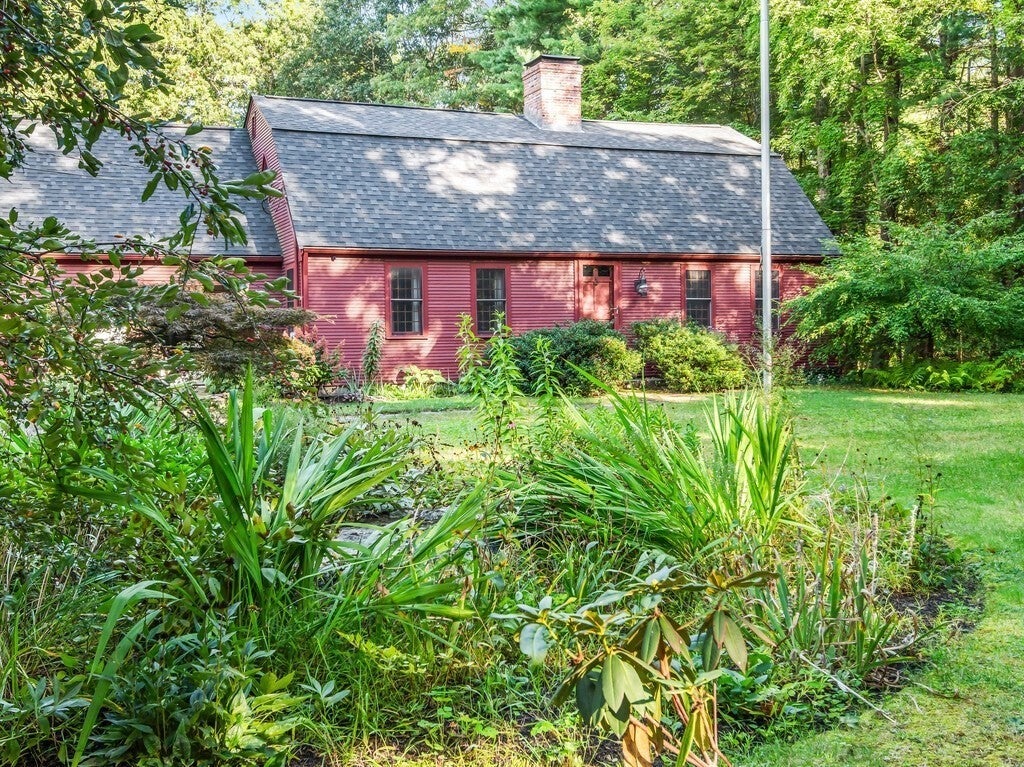 99 Coburn Rd, Berlin, MA Photo #1