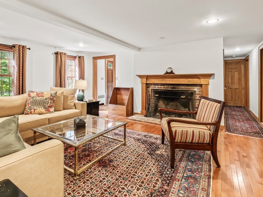 99 Coburn Rd, Berlin, MA Photo #5