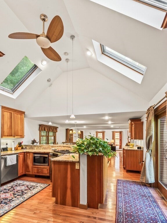 99 Coburn Rd, Berlin, MA Photo #11