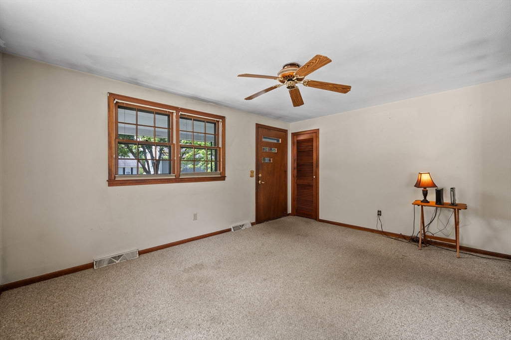 66 Vincent Ave