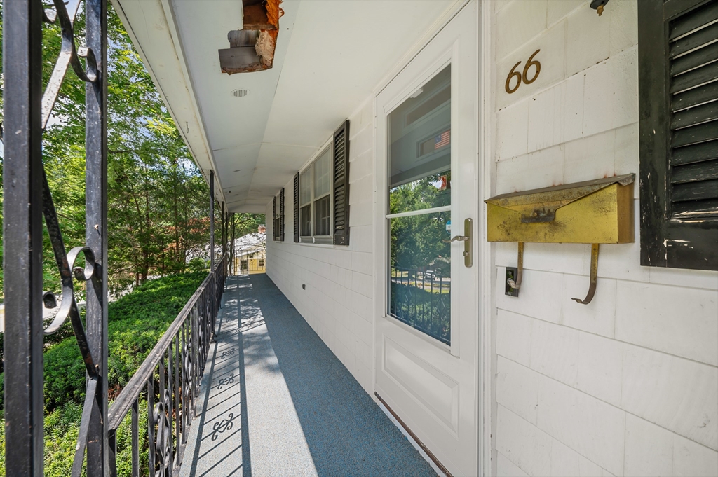 66 Vincent Ave