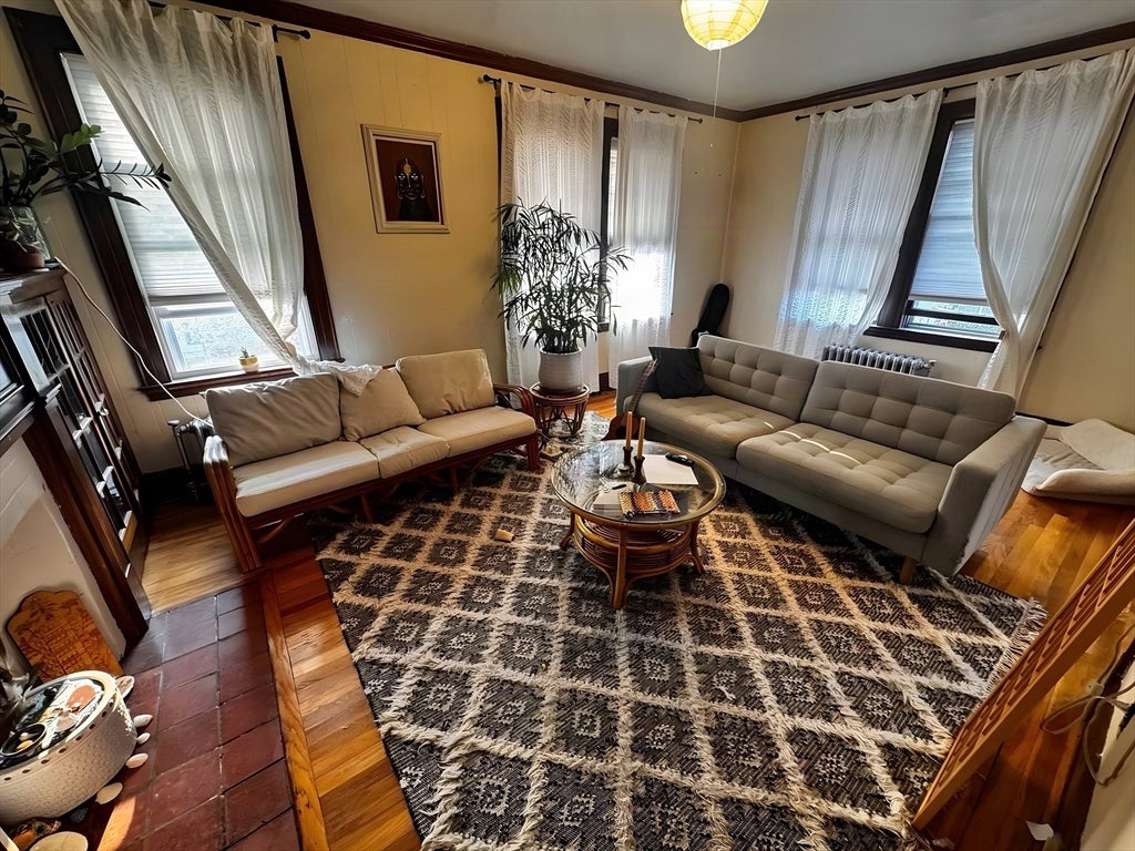 36 Newton St #2, Waltham, MA, 36 Newton St #2, Waltham, MA Photo #1