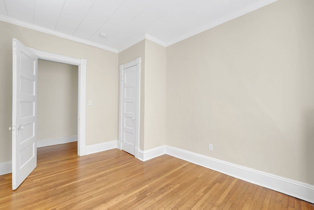 242 Fort Pleasant Ave, Springfield, MA Photo #21