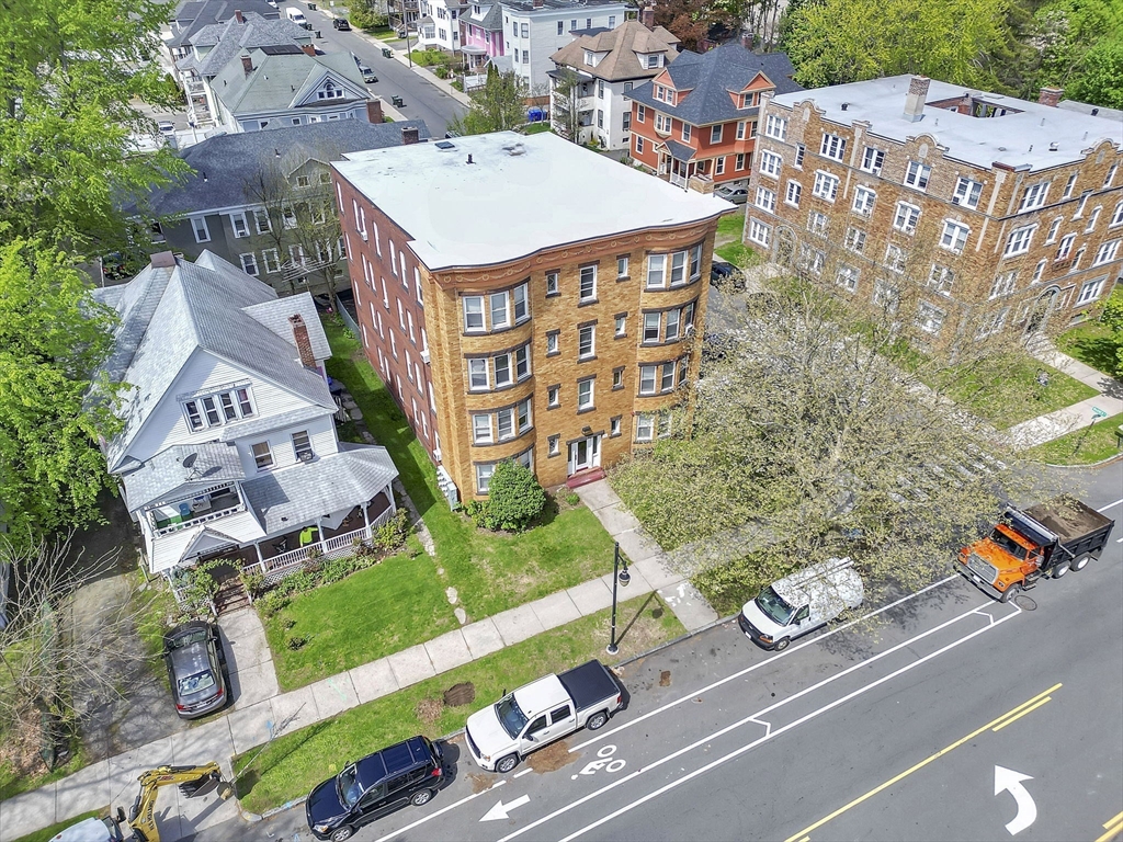 242 Fort Pleasant Ave, Springfield, MA Photo #35
