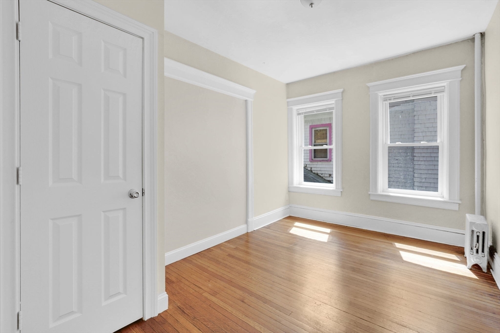 242 Fort Pleasant Ave, Springfield, MA Photo #22