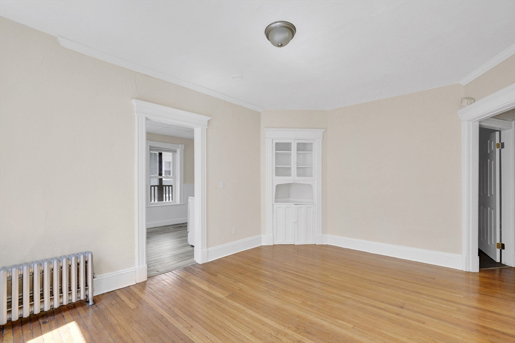 242 Fort Pleasant Ave, Springfield, MA Photo #14