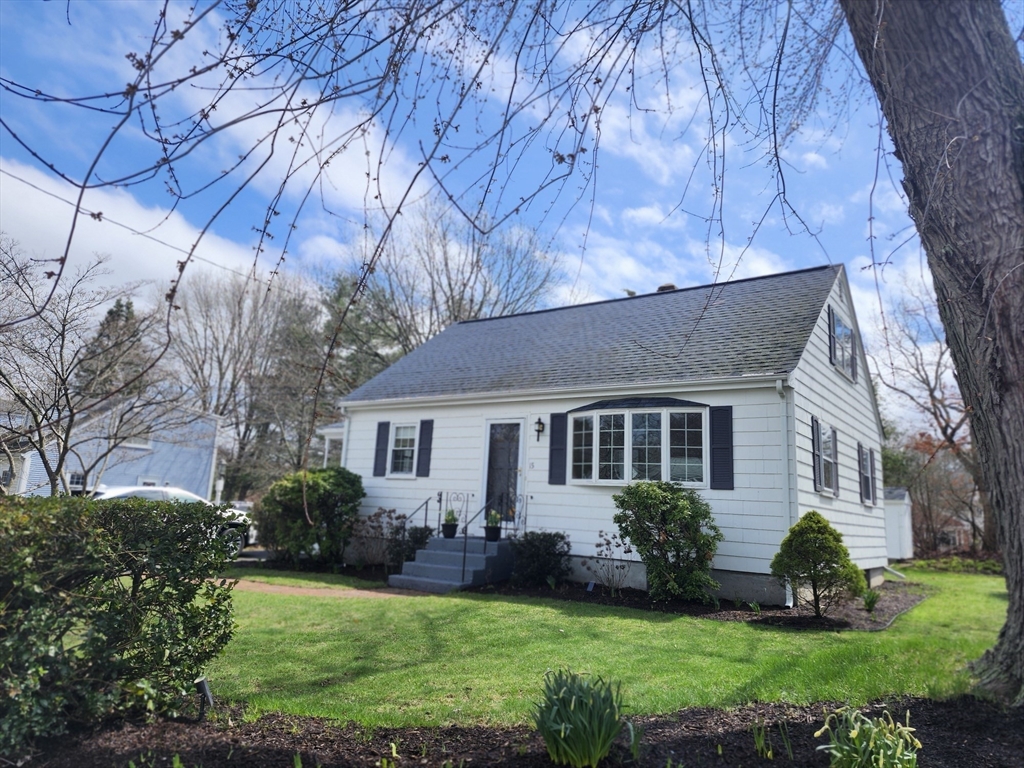 15 Donald Tennant Circle