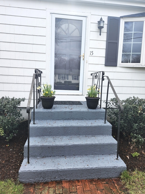 15 Donald Tennant Circle