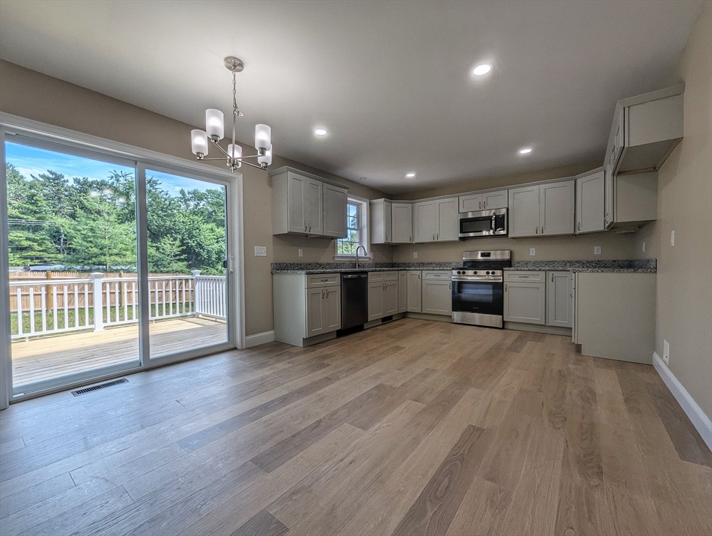 37 Mayflower Way