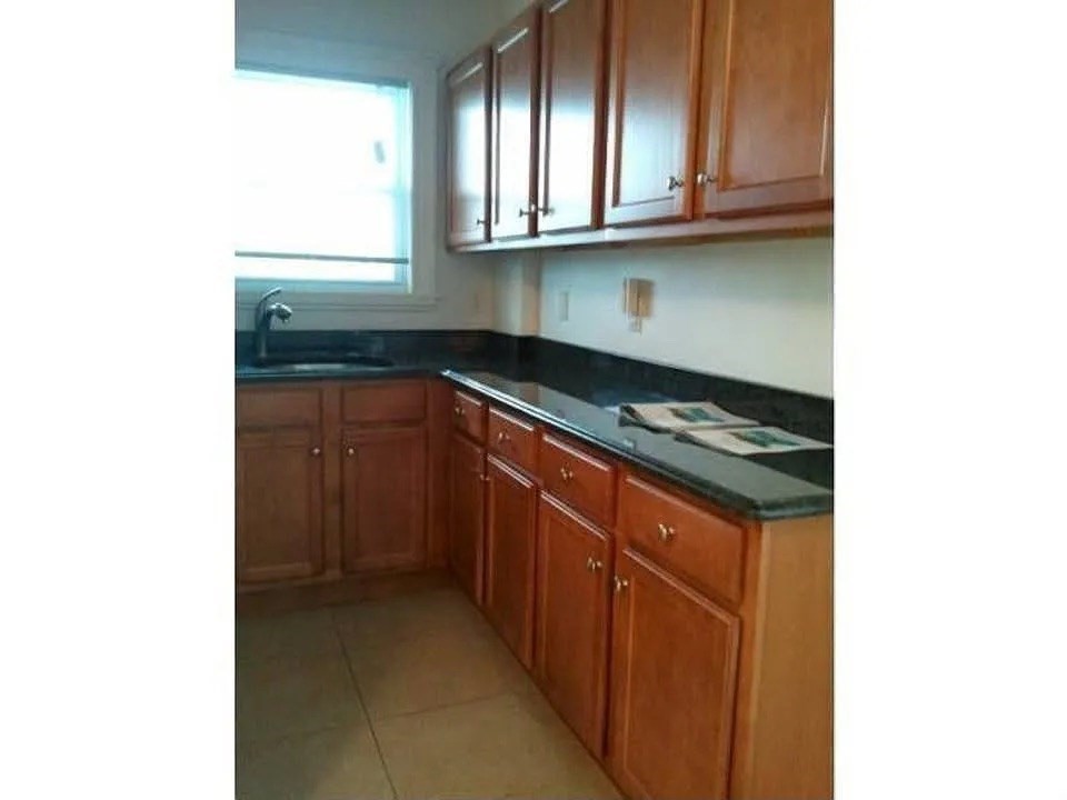 60 Puritan RD #1, Somerville, MA Photo #19