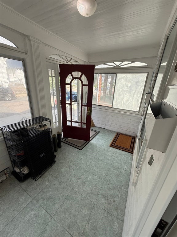 60 Puritan RD #1, Somerville, MA Photo #2