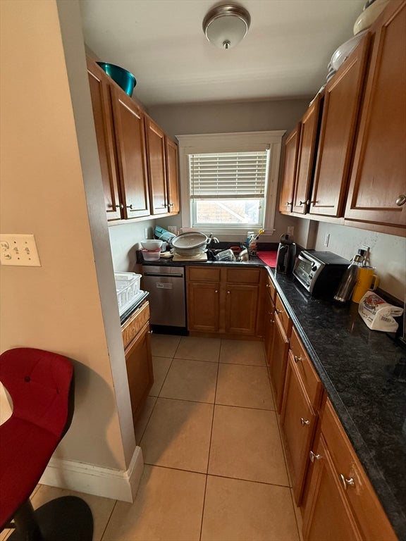 60 Puritan RD #1, Somerville, MA Photo #10