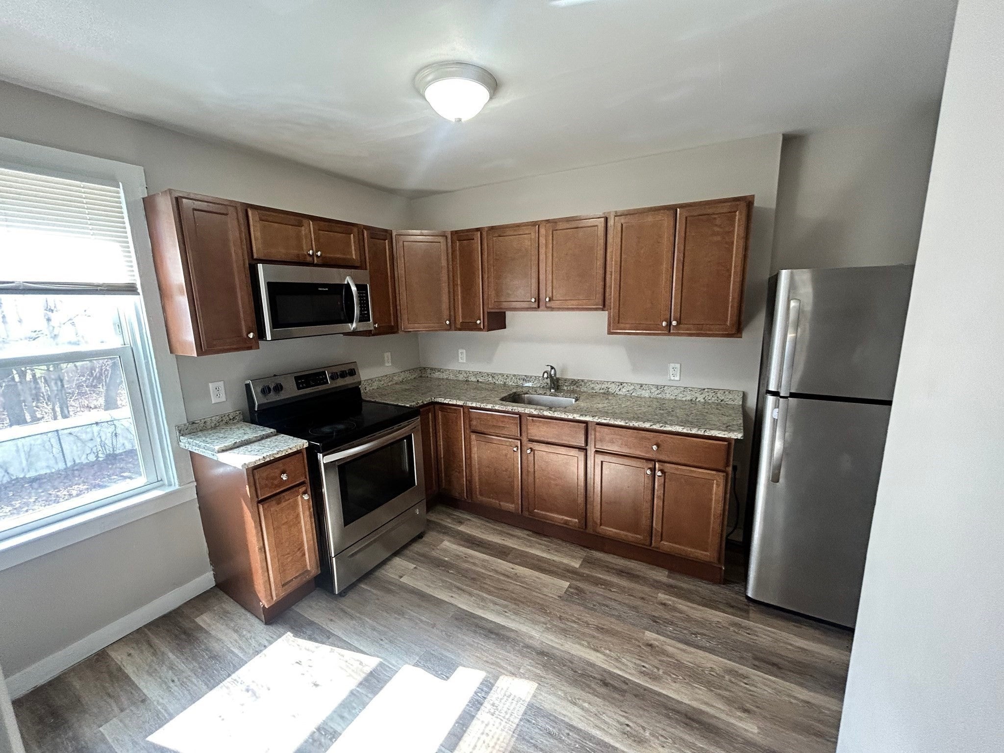 35 Newcomb Pl #2, Taunton, MA Photo #7