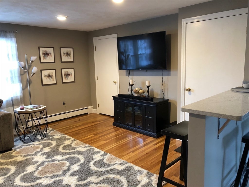 1044 Main St #2, Melrose, MA Photo #8