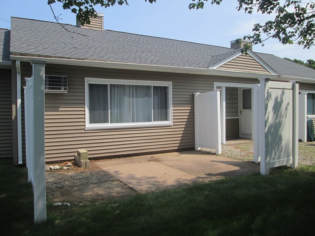 188 Horseshoe Dr #188, Chicopee, MA Photo #19
