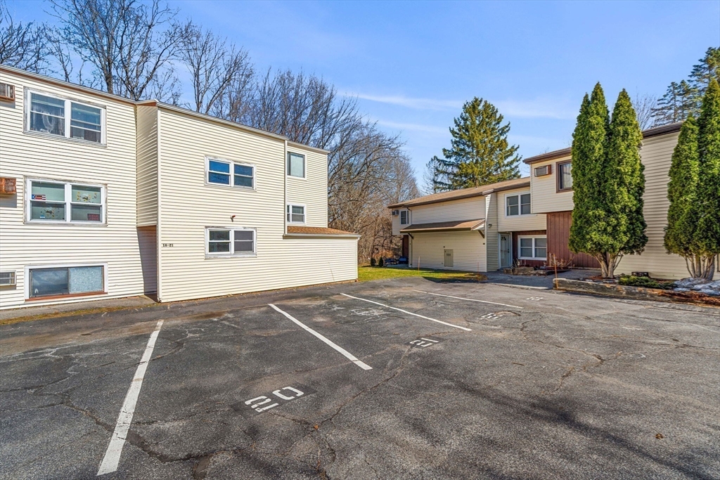 20 Mason Ct 20