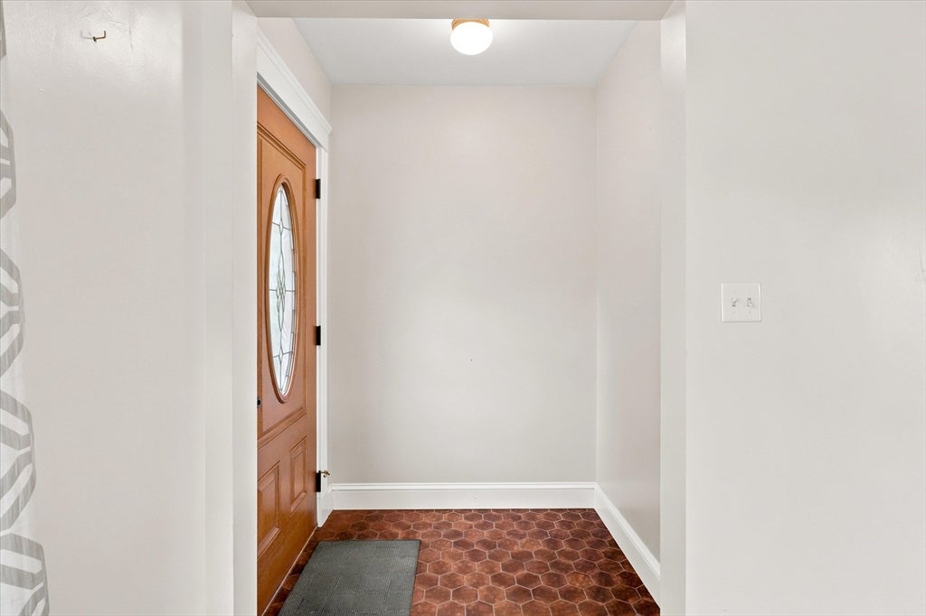 32 Glendale Ave