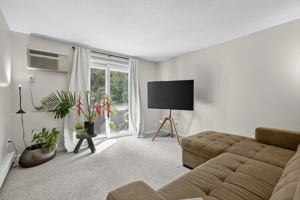 200 Manning Street 6B