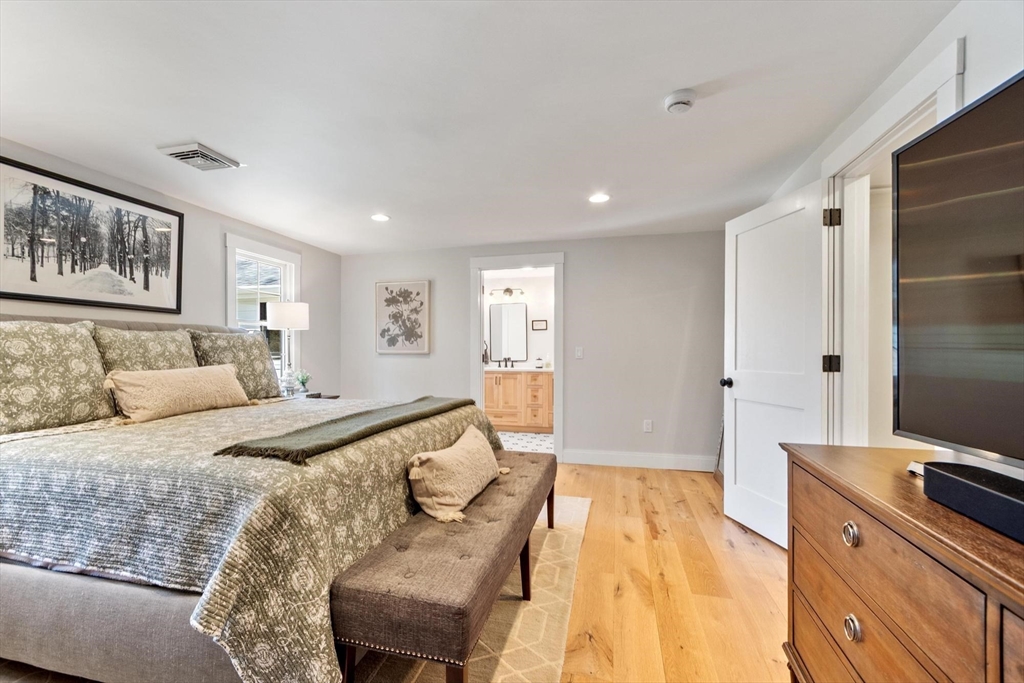 16 Thurlow Street, Georgetown, MA Photo #25