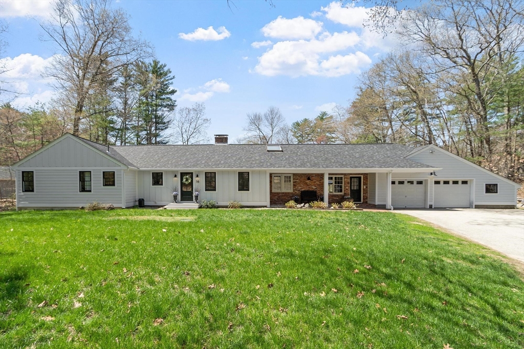 16 Thurlow Street, Georgetown, MA Photo #1