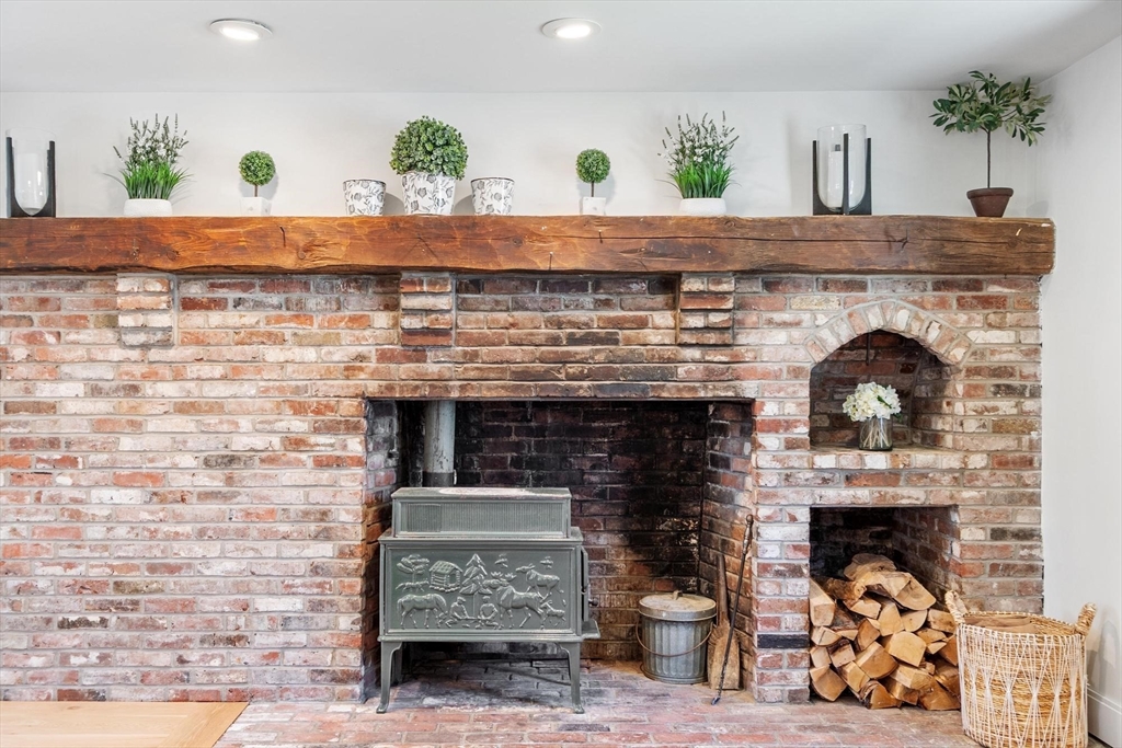 16 Thurlow Street, Georgetown, MA Photo #17