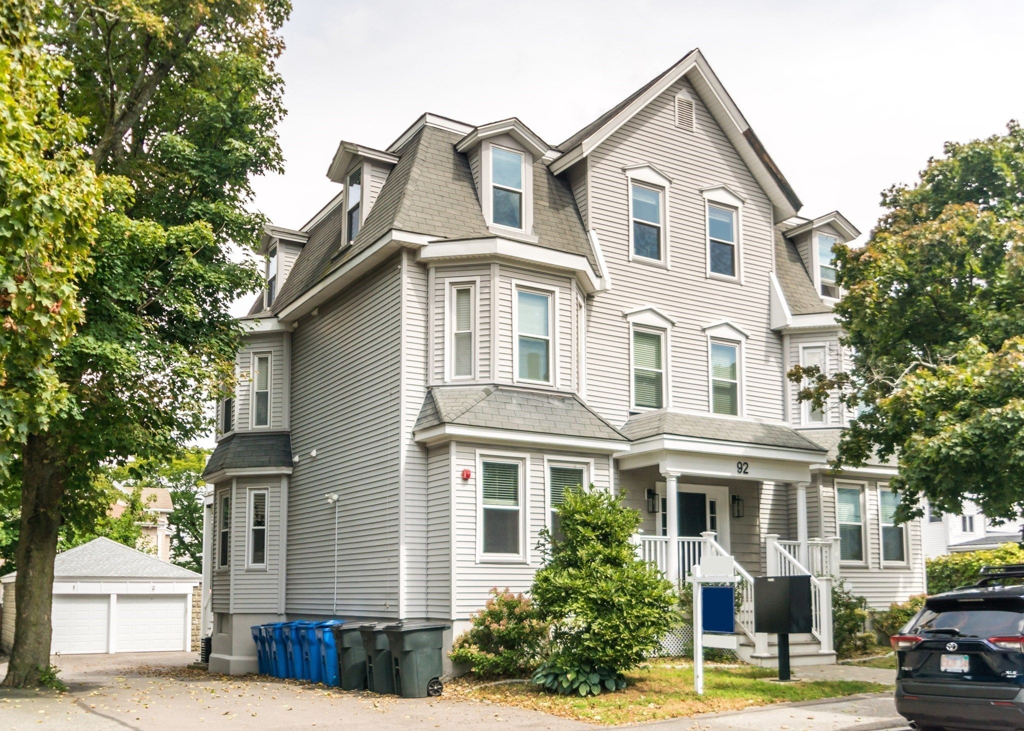 92 Brown Street #1, Waltham, MA Photo #17