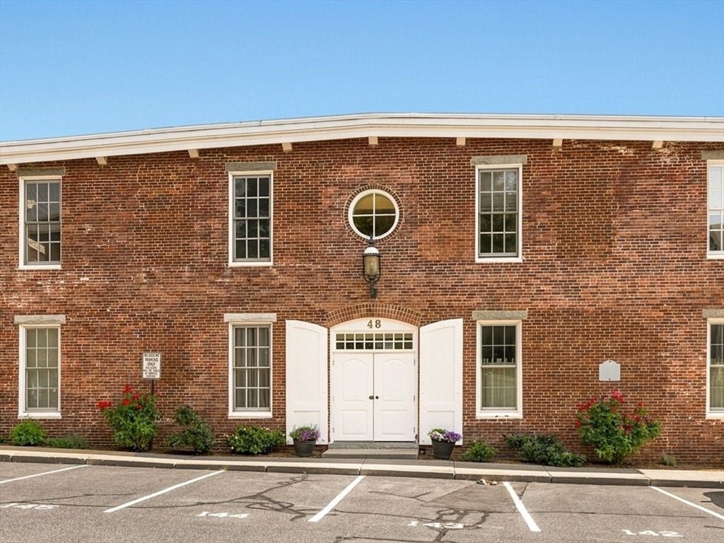 48 Kent Street #5, Newburyport, MA, 48 Kent Street #5, Newburyport, MA Photo #3