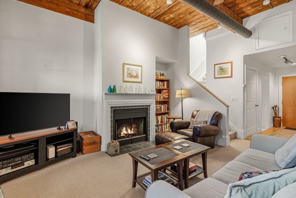 48 Kent Street #5, Newburyport, MA, 48 Kent Street #5, Newburyport, MA Photo #5