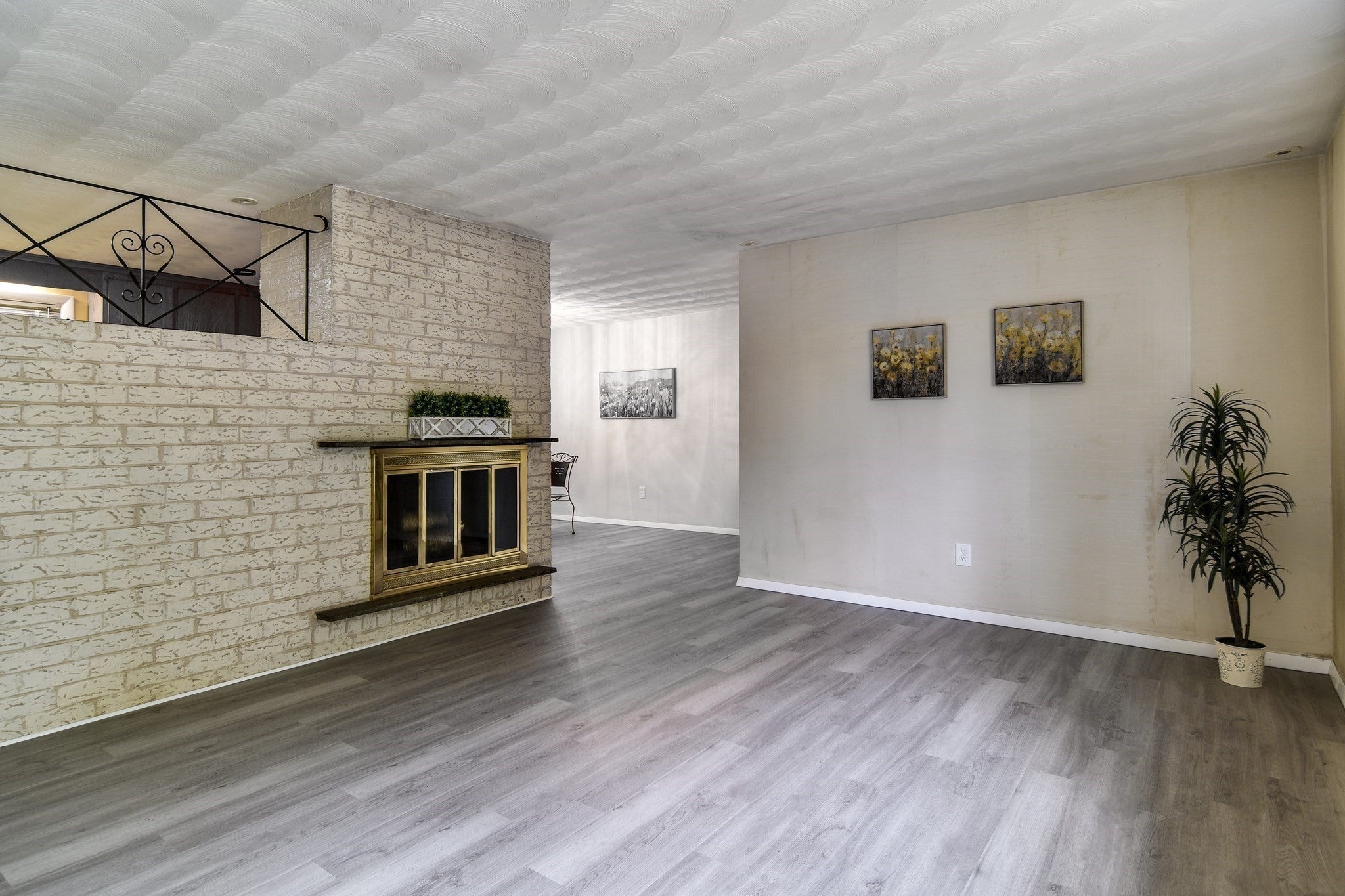 29 Eisenhower Road, Framingham, MA, 29 Eisenhower Road, Framingham, MA Photo #4