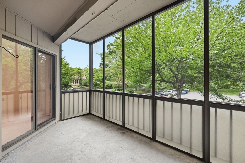 770 Salisbury St. 330