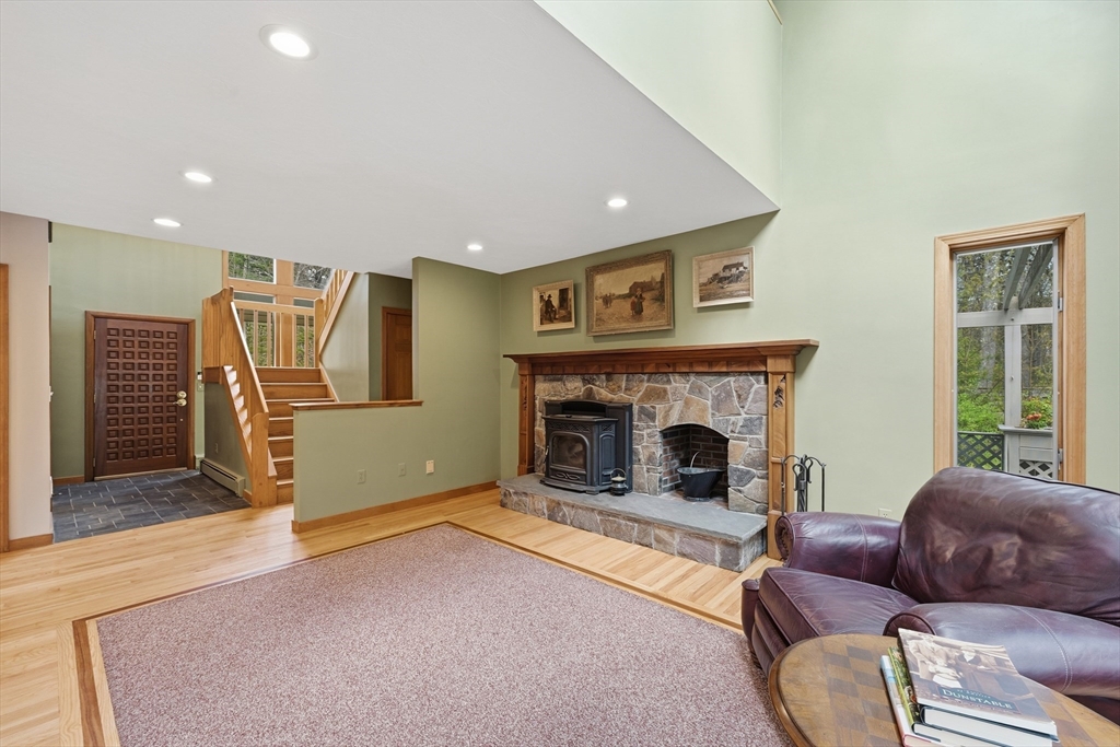 9 Upton St