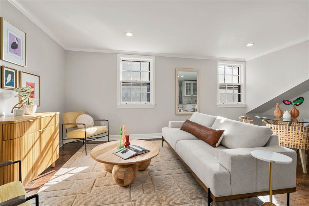 27 Bowdoin St 5