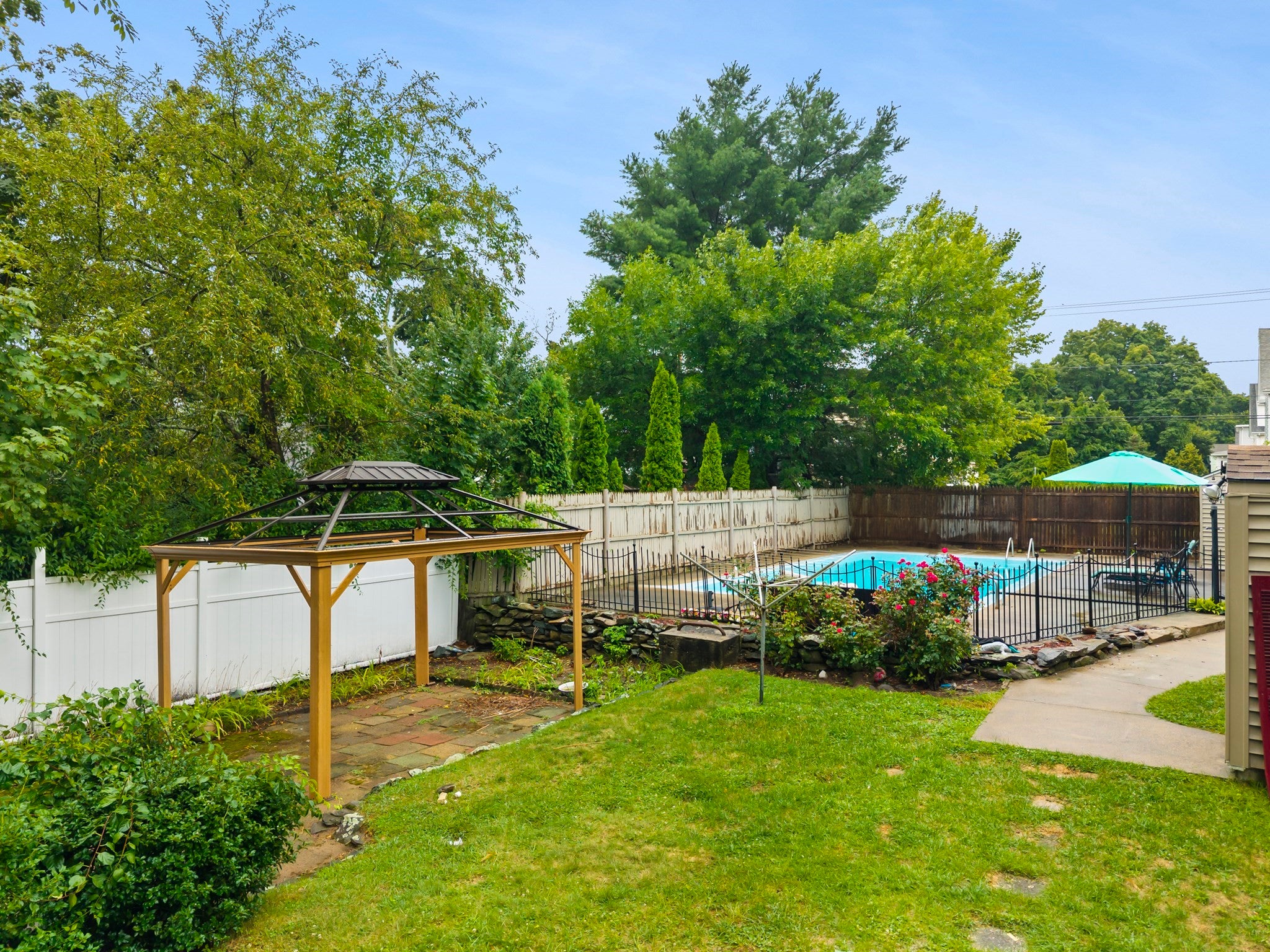 59 Mulberry St, Attleboro, MA, 59 Mulberry St, Attleboro, MA Photo #7