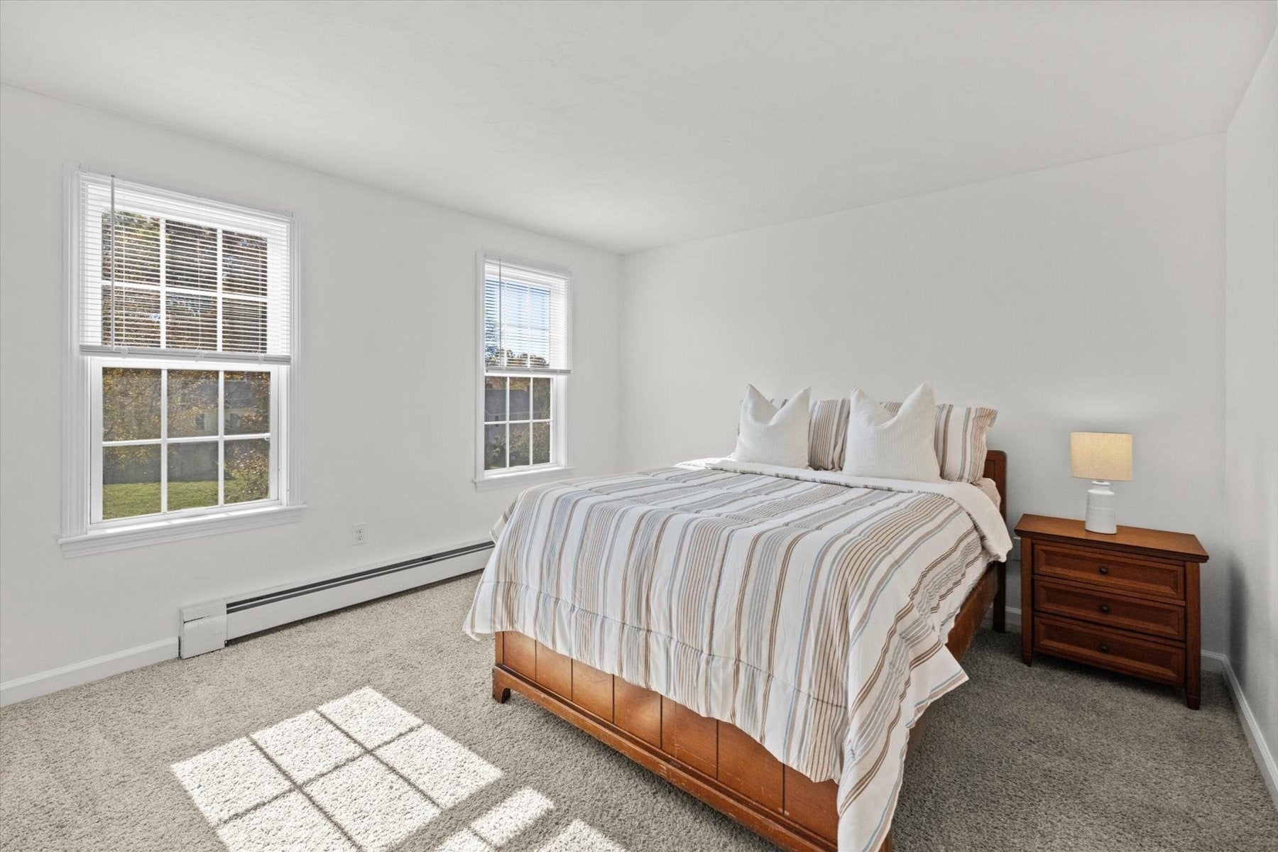 43 Tipperary Dr, Northbridge, MA Photo #25