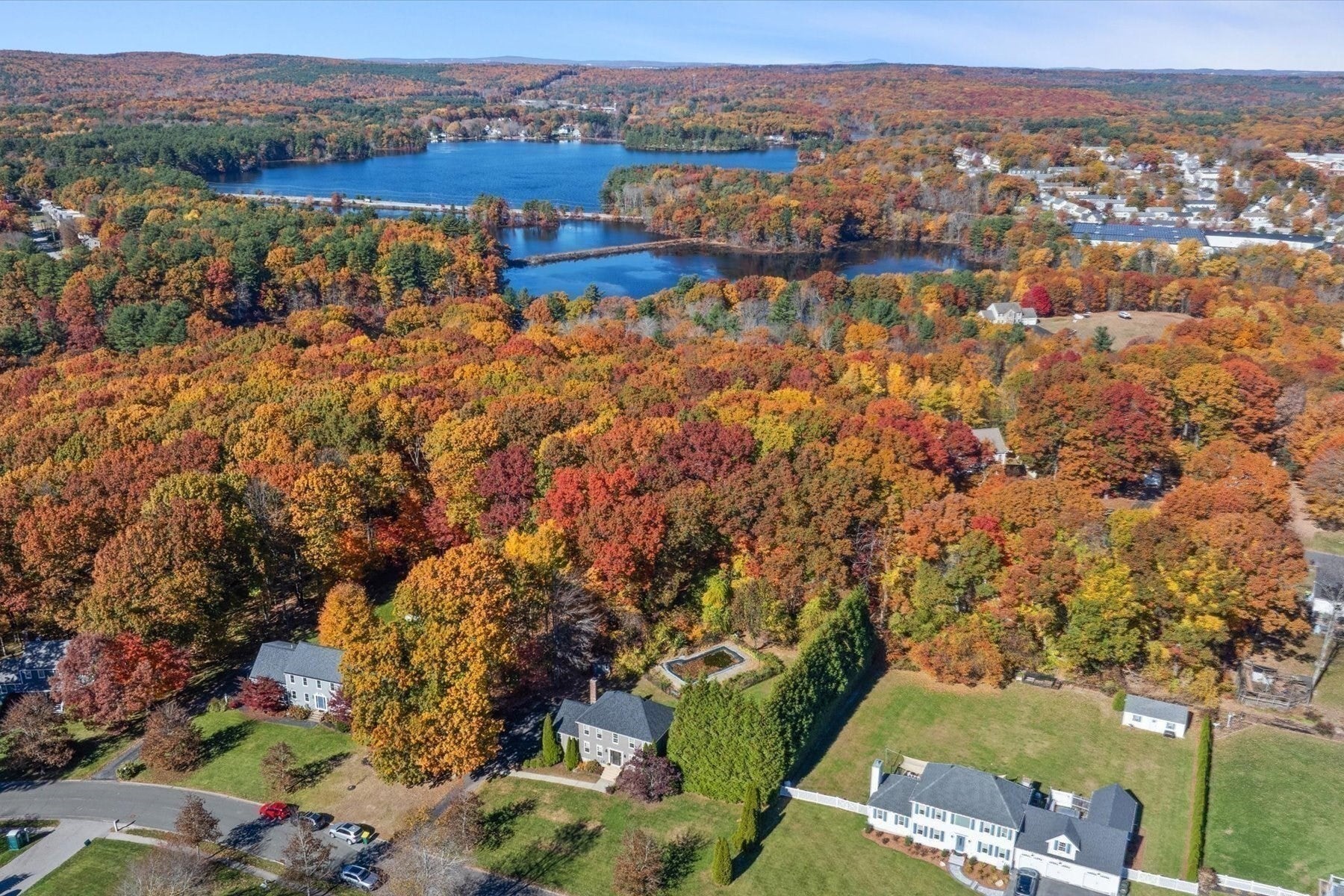 43 Tipperary Dr, Northbridge, MA Photo #40
