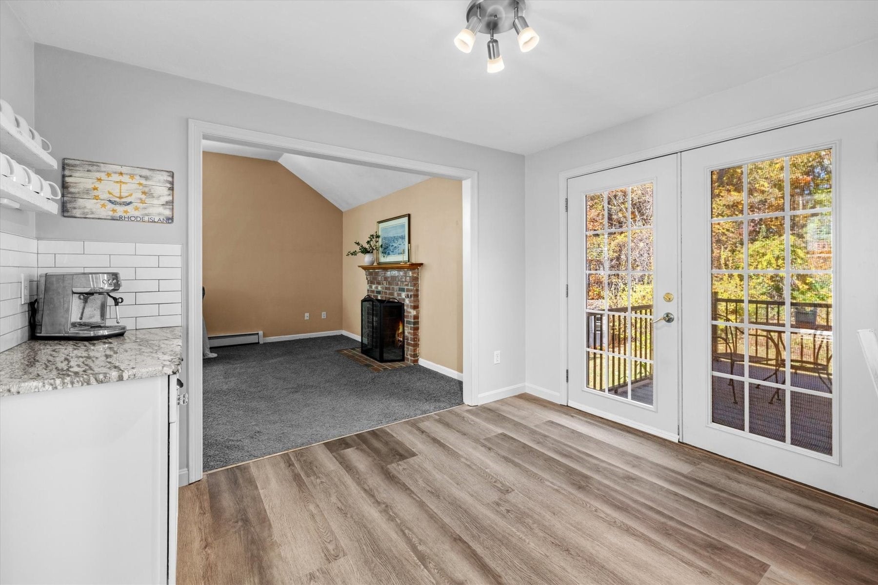 43 Tipperary Dr, Northbridge, MA Photo #8