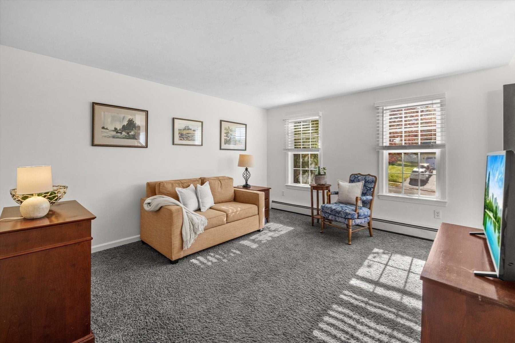43 Tipperary Dr, Northbridge, MA Photo #16