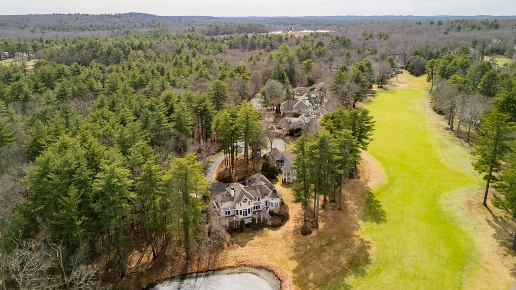 44 Southpoint Ln